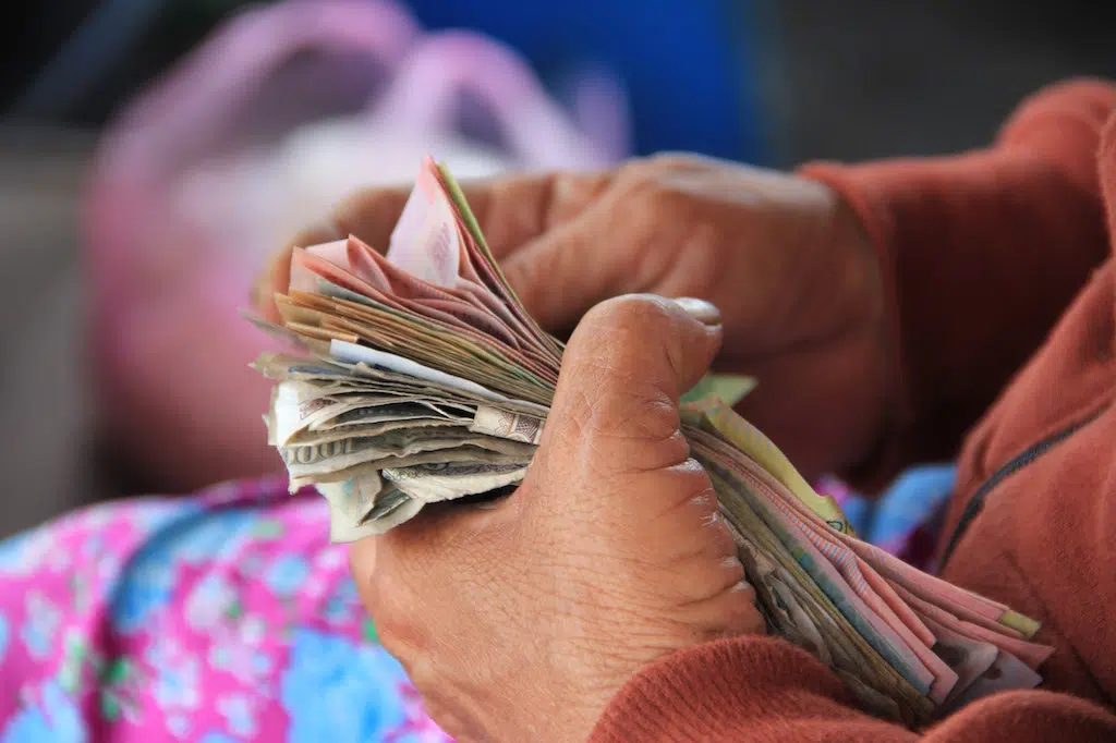 est le salaire moyen à Dubaï