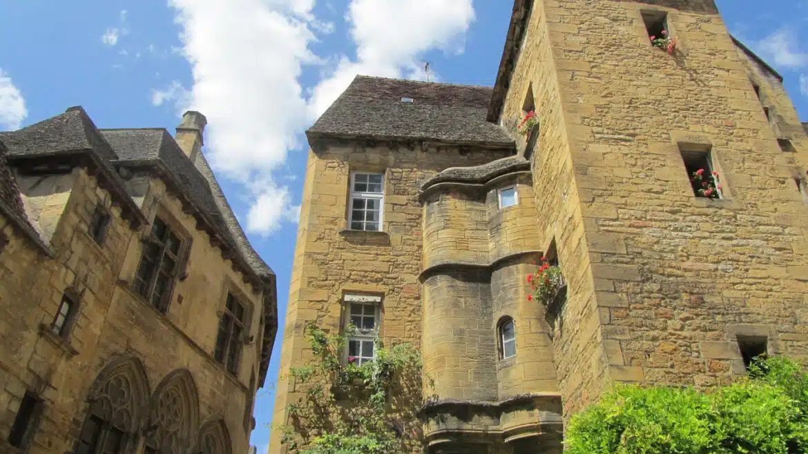 Vacances d'été en Aquitaine : optez pour une résidence de qualité